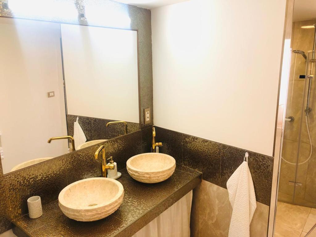 Istrian Stone House In The Heart Of The Beautiful Fishing Village Fazana - Only Few Steps From The Sea And The Wonderful Beach - Incl Plasma-Quad-Plus-Filter Against C O V I D Luaran gambar