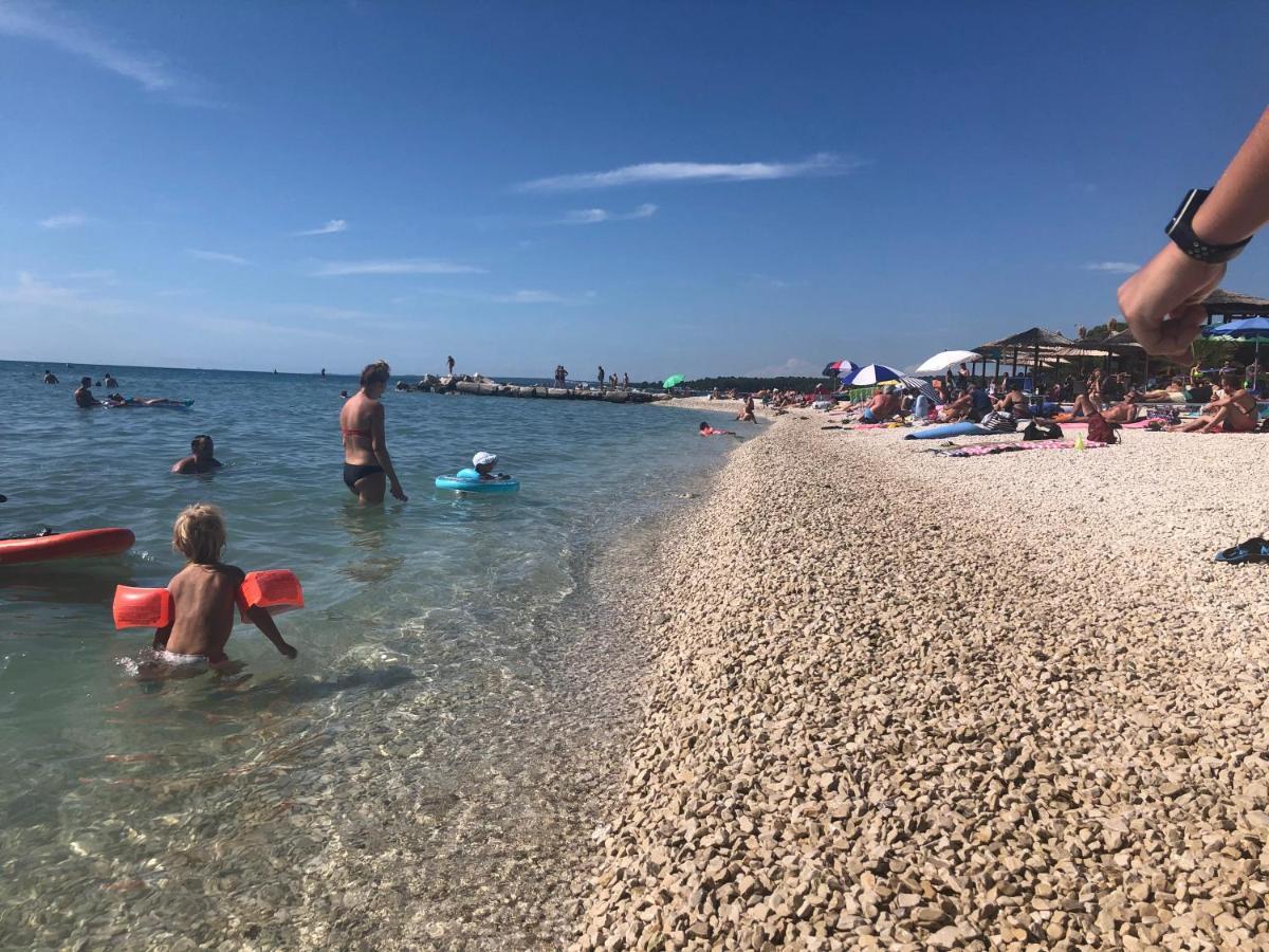 Istrian Stone House In The Heart Of The Beautiful Fishing Village Fazana - Only Few Steps From The Sea And The Wonderful Beach - Incl Plasma-Quad-Plus-Filter Against C O V I D Luaran gambar